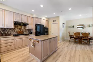 647 Macadamia Ct, Brentwood, CA 94513 - Photo 17