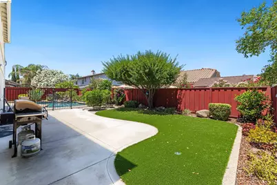 647 Macadamia Ct, Brentwood, CA 94513 - Photo 35