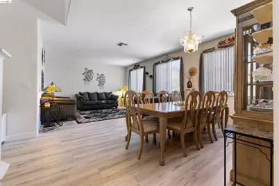 647 Macadamia Ct, Brentwood, CA 94513 - Photo 11
