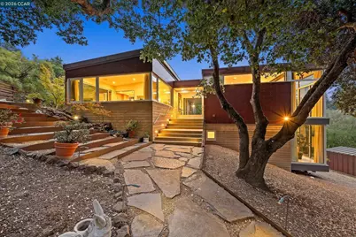 2 Crane Ct, Orinda, CA 94563 - Photo 1