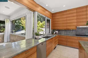 2 Crane Ct, Orinda, CA 94563 - Photo 23