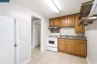 1238 Haskell St, Berkeley, CA 94702 - Photo 13