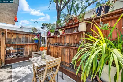 1896 San Vincente Dr #12, Concord, CA 94519 - Photo 35