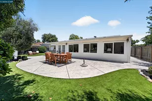 160 Cleopatra Dr, Pleasant Hill, CA 94523 - Photo 25