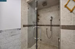 160 Cleopatra Dr, Pleasant Hill, CA 94523 - Photo 23