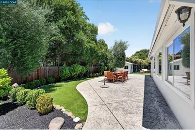 160 Cleopatra Dr, Pleasant Hill, CA 94523 - Photo 27