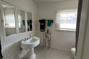 3788 Lakeshore, Oakland, CA 94610 - Photo 9