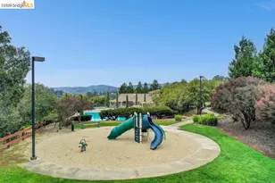 25570 Brookshire Dr, Castro Valley, CA 94552 - Photo 35