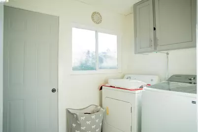 348 Valle Vista Ave, Vallejo, CA 94590 - Photo 21