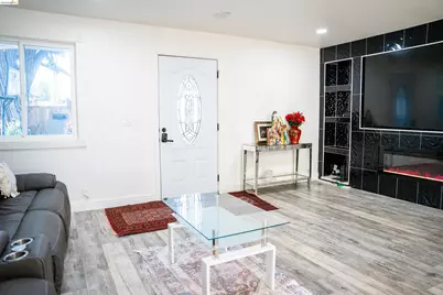 348 Valle Vista Ave, Vallejo, CA 94590 - Photo 7