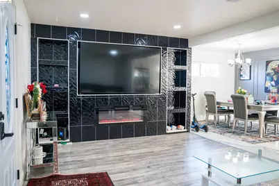 348 Valle Vista Ave, Vallejo, CA 94590 - Photo 9