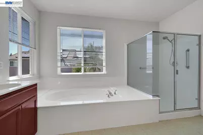 10433 Lone Star Way, Stockton, CA 95209 - Photo 23
