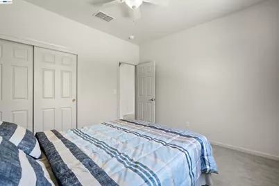 10433 Lone Star Way, Stockton, CA 95209 - Photo 9