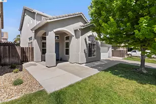 10433 Lone Star Way, Stockton, CA 95209 - Photo 3