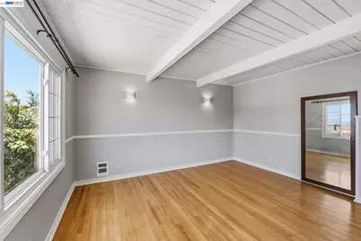 780 Goettingen St, San Francisco, CA 94134 - Photo 9