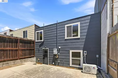 780 Goettingen St, San Francisco, CA 94134 - Photo 29