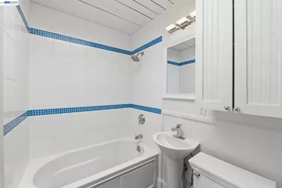 780 Goettingen St, San Francisco, CA 94134 - Photo 21