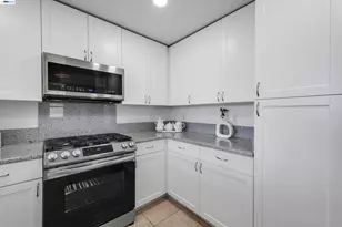 20488 Stevens Creek Blvd, Cupertino, CA 95014 - Photo 25