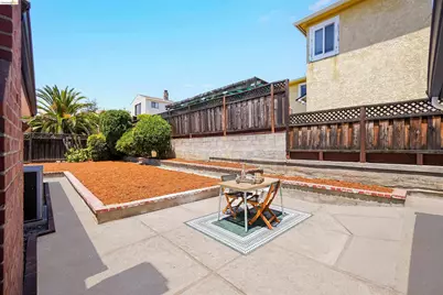 18421 Magee Way, Castro Valley, CA 94546 - Photo 37