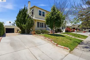 1412 30th St, San Diego, CA 92102 - Photo 3