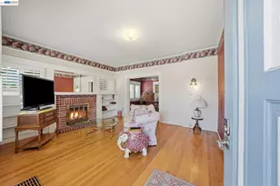1412 30th St, San Diego, CA 92102 - Photo 5