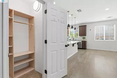1446 Terra Verde St, Mountain House, CA 95391 - Photo 15