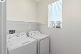 1446 Terra Verde St, Mountain House, CA 95391 - Photo 35