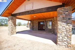 18490 Gas Point Rd, Cottonwood, CA 96022 - Photo 11