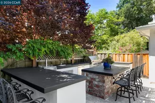 139 Richard Ln, Walnut Creek, CA 94595 - Photo 43