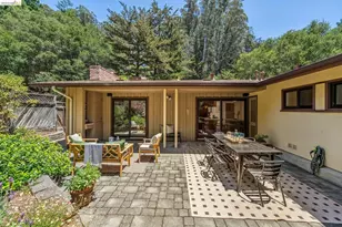 7200 Saroni Dr, Oakland, CA 94611 - Photo 27