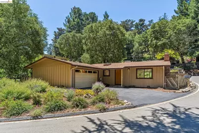 7200 Saroni Dr, Oakland, CA 94611 - Photo 75