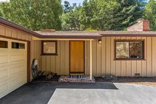 7200 Saroni Dr, Oakland, CA 94611 - Photo 9