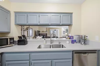 159 Nantucket Lane, Vallejo, CA 94590 - Photo 7