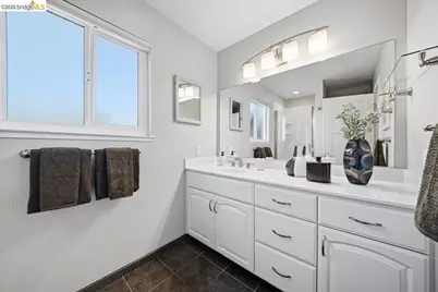 733 Daffodil Way, Concord, CA 94518 - Photo 33