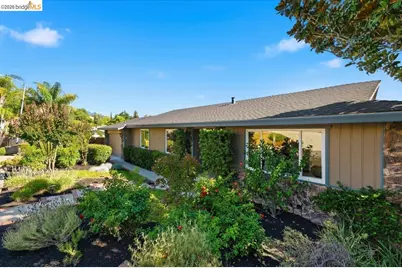 733 Daffodil Way, Concord, CA 94518 - Photo 5