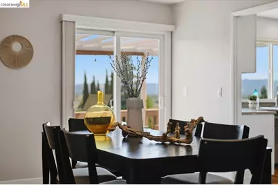 733 Daffodil Way, Concord, CA 94518 - Photo 15