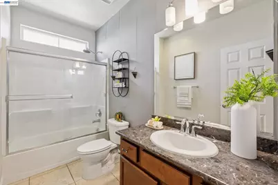 130 Benmore Dr, Hayward, CA 94542 - Photo 51
