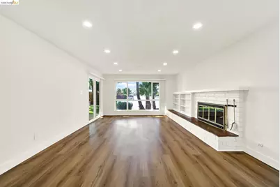 8 Lake Dr, Antioch, CA 94509 - Photo 11
