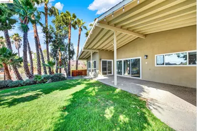 8 Lake Dr, Antioch, CA 94509 - Photo 71