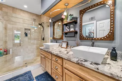 24448 Hampton Dr #B, Santa Clarita, CA 91355 - Photo 31