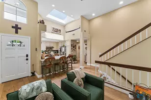 24448 Hampton Dr, Santa Clarita, CA 91355 - Photo 11