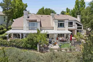 24448 Hampton Dr, Santa Clarita, CA 91355 - Photo 3