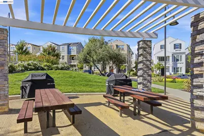 7240 Carneros Ln, Dublin, CA 94568 - Photo 41