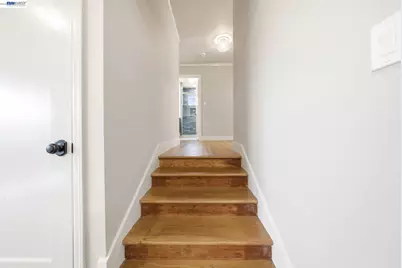 5901 Burlingame Ave, Richmond, CA 94804 - Photo 29
