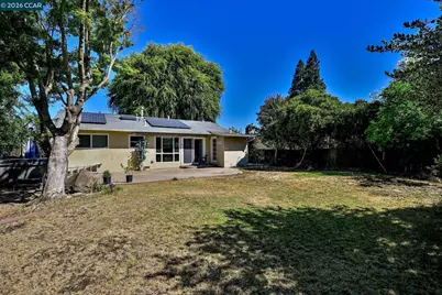 933 Santa Lucia Dr, Pleasant Hill, CA 94523 - Photo 21