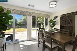 933 Santa Lucia Dr, Pleasant Hill, CA 94523 - Photo 15