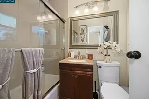 933 Santa Lucia Dr, Pleasant Hill, CA 94523 - Photo 13