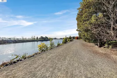 337 I St, Fremont, CA 94536 - Photo 55