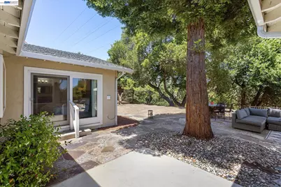 5736 Medallion Ct, Castro Valley, CA 94552 - Photo 55