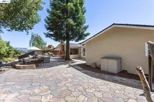 5736 Medallion Ct, Castro Valley, CA 94552 - Photo 77